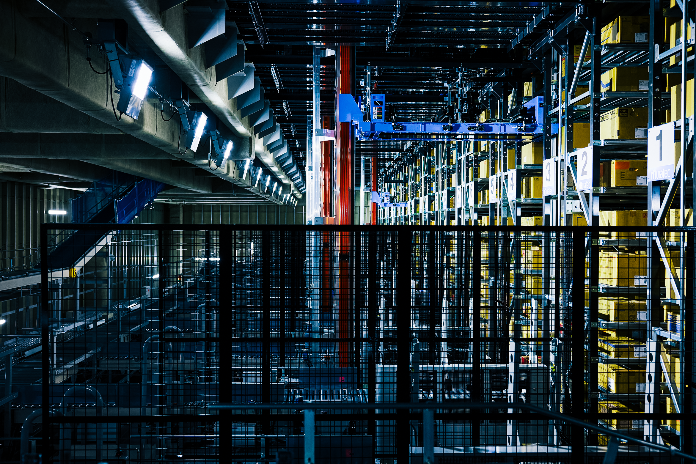 Photo:Automated case warehouse